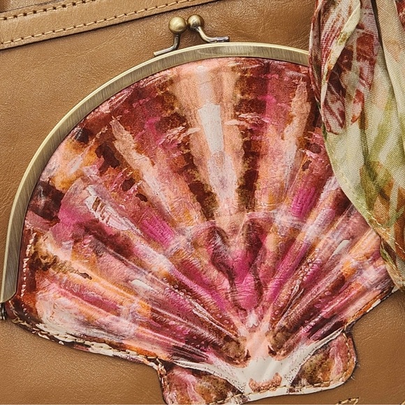 Patricia Nash Poppy tote bag women's tan leather Tooled Seashell Frame new $289 - Picture 14 of 16